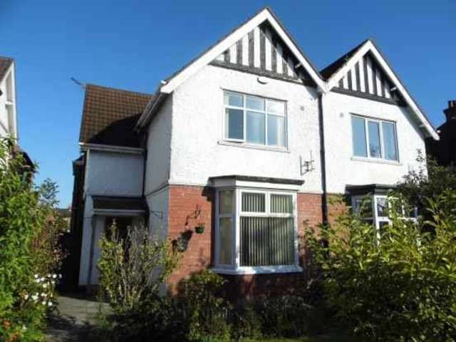  Image of 4 bedroom Semi-Detached house for sale in Weelsby Road Grimsby DN32 at Grimsby South Humberside Grimsby, DN32 0PX