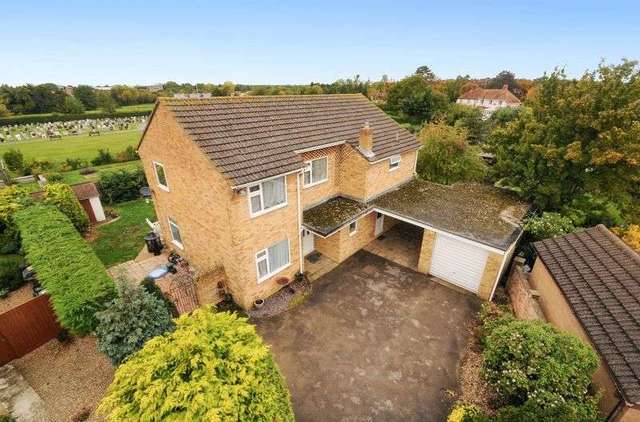 Image of 4 bedroom Detached house for sale in Westfields Abingdon OX14 at Westfields  Abingdon, OX14 1BA