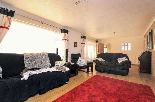  Image of 4 bedroom Detached house for sale in Westfields Abingdon OX14 at Westfields  Abingdon, OX14 1BA