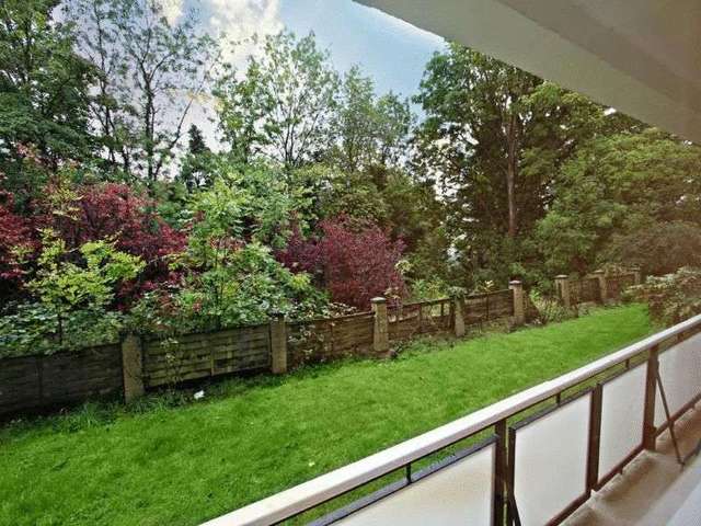  Image of 2 bedroom Flat for sale in Westhall Road Warlingham CR6 at Westhall Road  Warlingham, CR6 9BH