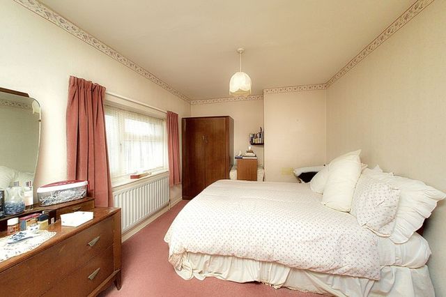  Image of 3 bedroom Semi-Detached house for sale in Whiteways Bognor Regis PO22 at Whiteways  Bognor Regis, PO22 9AS
