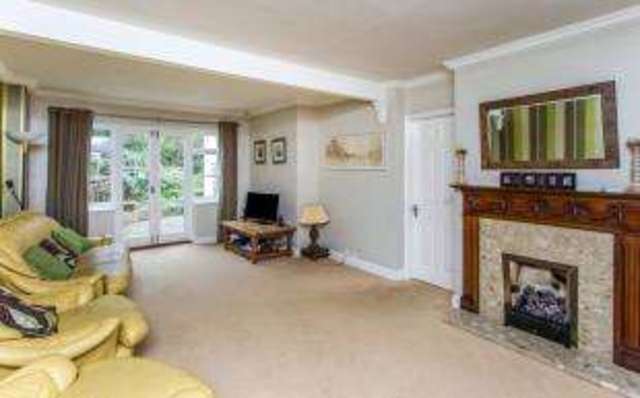  Image of 3 bedroom Bungalow for sale in Wigston Road Blaby Leicester LE8 at Blaby Leicester Whetstone, LE8 4FU