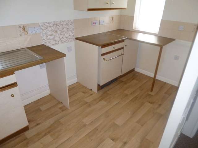  Image of 1 bedroom Flat for sale in Upland Drive Markfield LE67 at Willow Court  Markfield, LE67 9WF