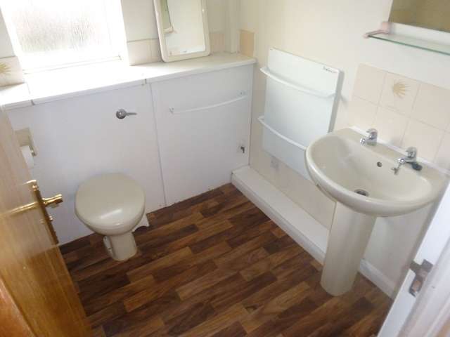  Image of 1 bedroom Flat for sale in Upland Drive Markfield LE67 at Willow Court  Markfield, LE67 9WF
