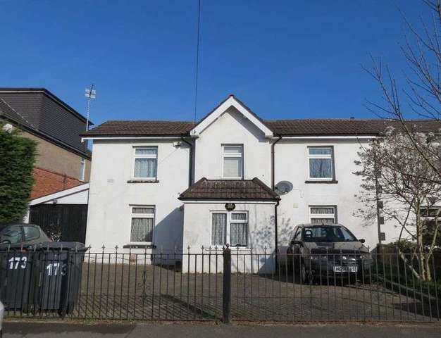  Image of 4 bedroom Semi-Detached house for sale in Windham Road Boscombe Bournemouth BH1 at Windham Road Springbourne Bournemouth, BH1 4RQ