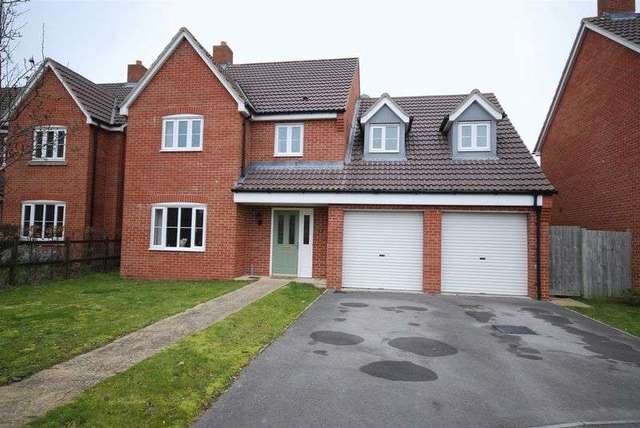  Image of 4 bedroom Detached house for sale in Witchcombe Close Great Cheverell Devizes SN10 at Witchcombe Close Great Cheverell Devizes, SN10 5TQ