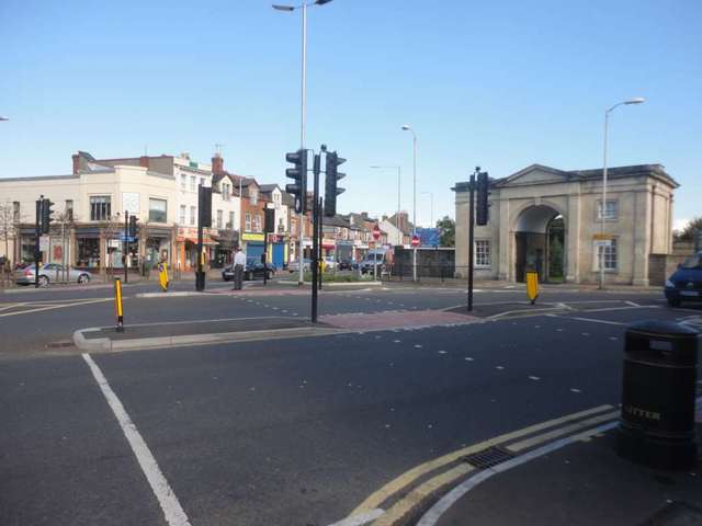  Image of Detached house to rent in Wokingham Road Earley Reading RG6 at Wokingham Road  Reading, RG6 1JG