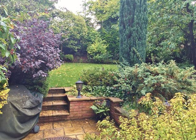  Image of 3 bedroom Detached house for sale in Grange Drive Wooburn Green High Wycombe HP10 at Grange Drive Wooburn Green High Wycombe, HP10 0QD