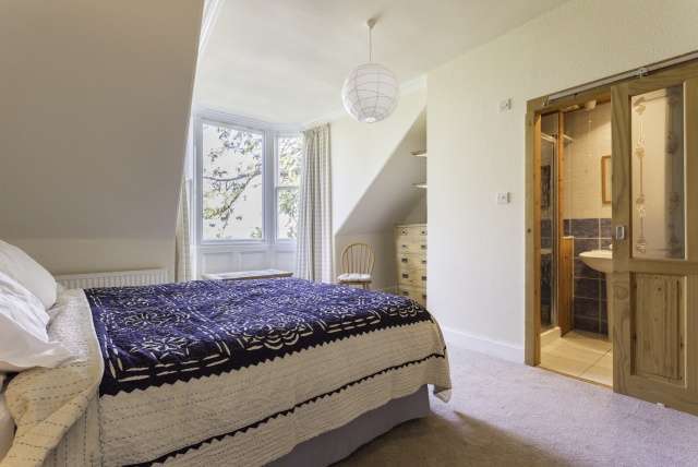  Image of 3 bedroom Detached house for sale in Wood Muir Terrace Newport-on-Tay DD6 at Newport-on-Tay, DD6 8JN