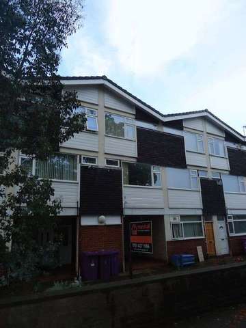  Image of 2 bedroom Flat for sale in Woolton Road Allerton Liverpool L19 at Woolton Road Allerton Liverpool, L19 5NH