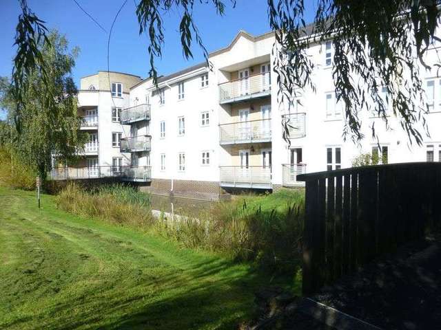  Image of 2 bedroom Flat for sale in Wren Way Bicester OX26 at Wren Way  Bicester, OX26 6UH