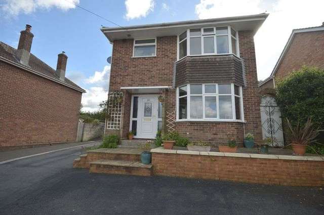  Image of 3 bedroom Detached house for sale in Mudford Road Yeovil Marsh Yeovil BA21 at Mudford Road  Yeovil, BA21 4NP