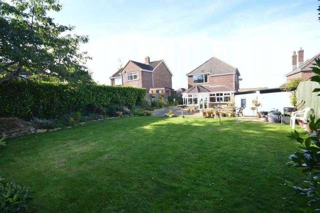  Image of 3 bedroom Detached house for sale in Mudford Road Yeovil Marsh Yeovil BA21 at Mudford Road  Yeovil, BA21 4NP