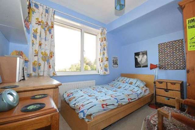  Image of 3 bedroom Detached house for sale in Mudford Road Yeovil Marsh Yeovil BA21 at Mudford Road  Yeovil, BA21 4NP