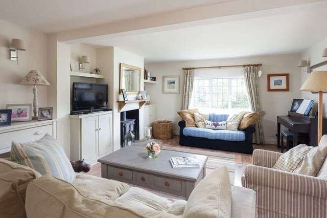  Image of 4 bedroom Semi-Detached house for sale in Goudhurst Road Horsmonden Tonbridge TN12 at Goudhurst Road Horsmonden Tonbridge, TN12 8AZ