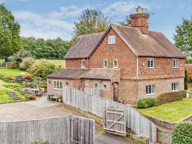  Image of 4 bedroom Semi-Detached house for sale in Goudhurst Road Horsmonden Tonbridge TN12 at Goudhurst Road Horsmonden Tonbridge, TN12 8AZ