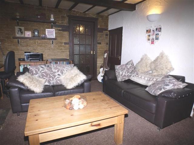  Image of 4 bedroom Semi-Detached house for sale in Valley Road Pudsey LS28 at Pudsey  Pudsey, LS28 9EU