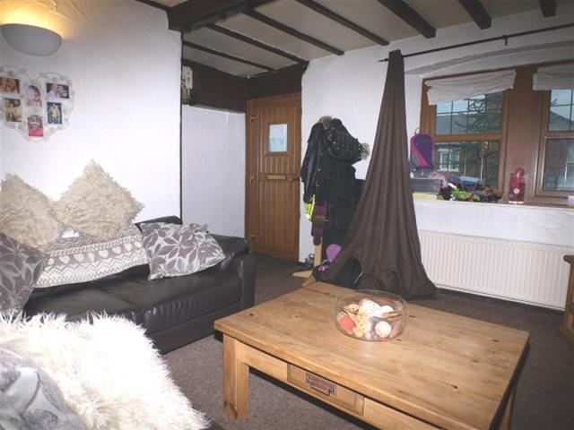  Image of 4 bedroom Semi-Detached house for sale in Valley Road Pudsey LS28 at Pudsey  Pudsey, LS28 9EU