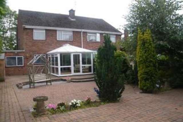  Image of 3 bedroom Detached house to rent in Cottage Drive Marlbrook Bromsgrove B60 at Bromsgrove, B60 1DN