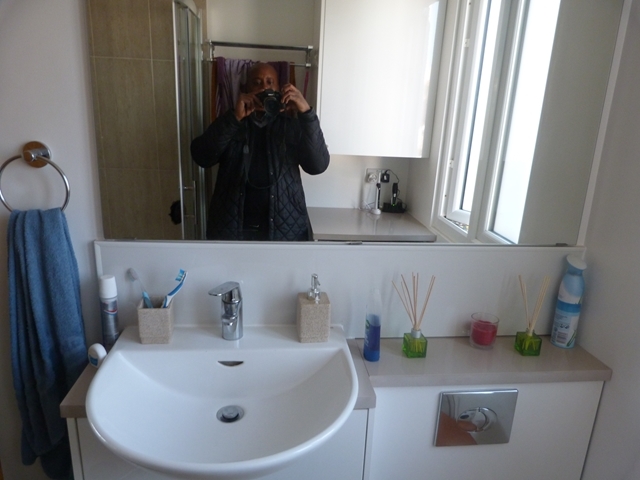  Image of Studio flat to rent in Albert Road Mitcham CR4 at Albert road  Mitcham, CR4 4AL