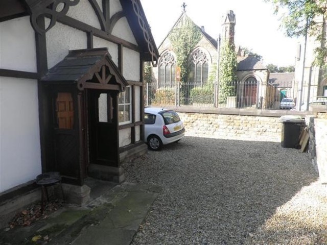  Image of 1 bedroom Detached house to rent in Cardigan Lane Burley Leeds LS4 at Cardigan Lane  Leeds, LS4 2LD