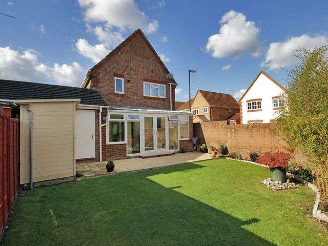  Image of 3 bedroom Detached house for sale in Wantage Close Maidenbower Crawley RH10 at Wantage Close Maidenbower Crawley, RH10 7NU