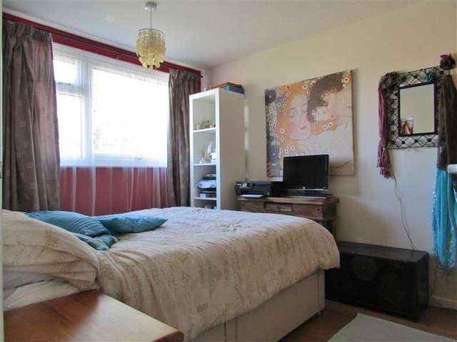  Image of 3 bedroom Terraced house for sale in Albermarle Drive Grove Wantage OX12 at Grove  Wantage, OX12 0NB