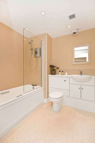  Image of 3 bedroom Flat for sale in Pinkhill Edinburgh EH12 at Pinkhill Park  Edinburgh, EH12 7FA