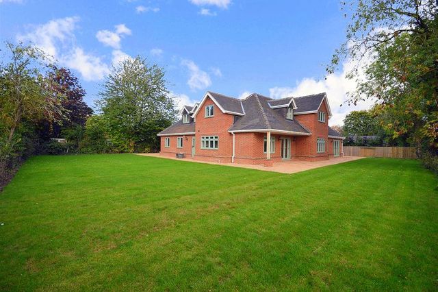  Image of 5 bedroom Detached house for sale in Snuggs Lane East Hanney Wantage OX12 at Snuggs Lane East Hanney Wantage, OX12 0HU