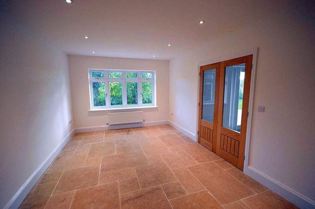  Image of 5 bedroom Detached house for sale in Snuggs Lane East Hanney Wantage OX12 at Snuggs Lane East Hanney Wantage, OX12 0HU