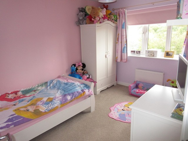  Image of 4 bedroom Detached house for sale in Windermere Drive Corby NN18 at Windermere Drive  Corby, NN18 8SS