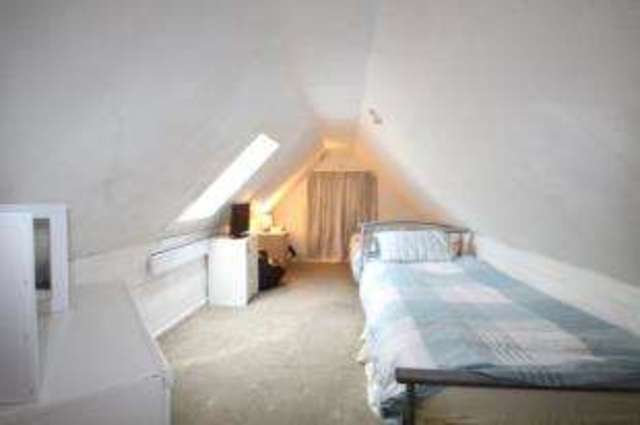  Image of 2 bedroom End of Terrace for sale in Beith Road Kilbarchan Johnstone PA10 at Beith Road Kilbarchan Millikenpark, PA10 2NR