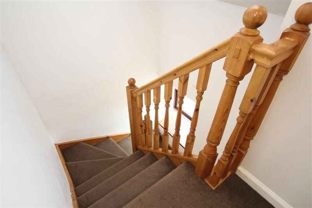  Image of 2 bedroom Cottage to rent in Clifton Road Mid Calder Livingston EH53 at East Calder West Lothian West Lothian, EH53 0HT