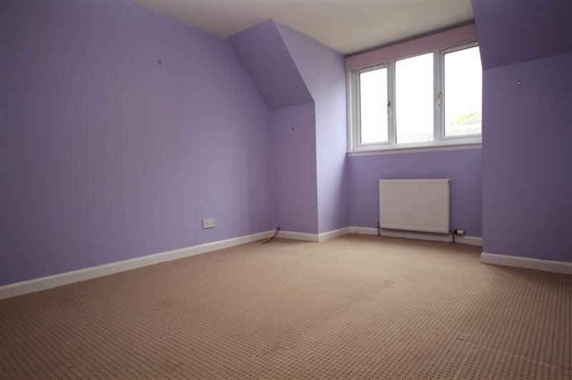  Image of 2 bedroom Cottage to rent in Clifton Road Mid Calder Livingston EH53 at East Calder West Lothian West Lothian, EH53 0HT