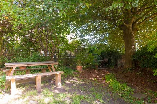  Image of 3 bedroom Country House for sale in Pickwick Corsham SN13 at Pickwick  Corsham, SN13 0HZ