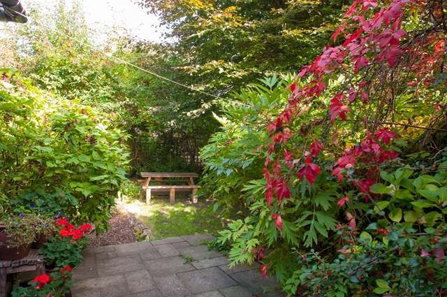  Image of 3 bedroom Country House for sale in Pickwick Corsham SN13 at Pickwick  Corsham, SN13 0HZ