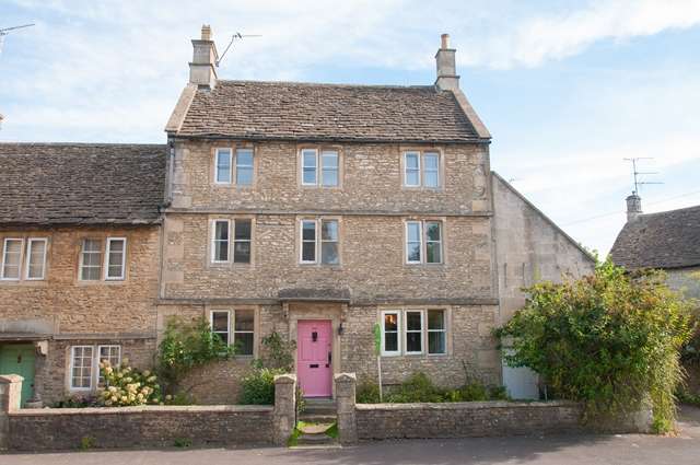  Image of 3 bedroom Country House for sale in Pickwick Corsham SN13 at Pickwick  Corsham, SN13 0HZ