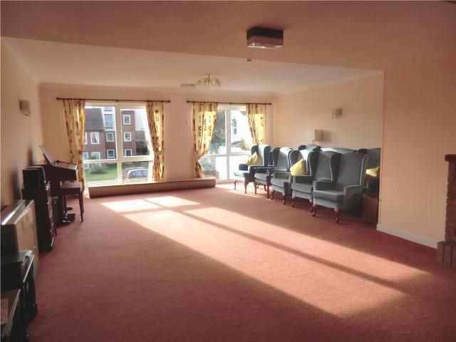  Image of 1 bedroom Apartment to rent in Cottage Grove Southsea PO5 at Homerose House Cottage Grove Southsea, PO5 1DU
