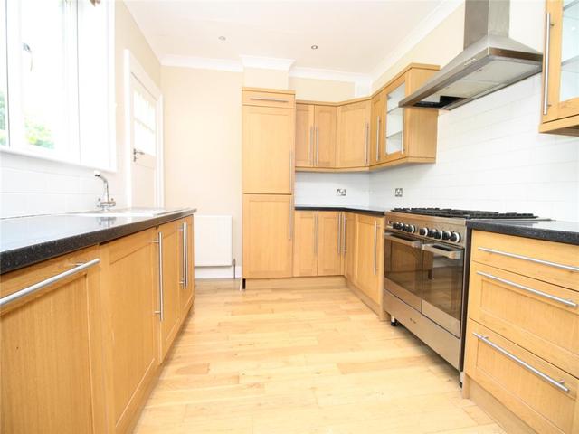  Image of 4 bedroom Flat to rent in Kaimes Road Edinburgh EH12 at Corstorphine Edinburgh Edinburgh, EH12 6LD