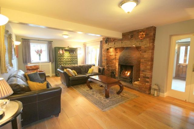  Image of 4 bedroom Detached house for sale in Great Bridgeford Great Bridgeford Stafford ST18 at Whitgreave Lane Great Bridgeford Stafford, ST18 9SH
