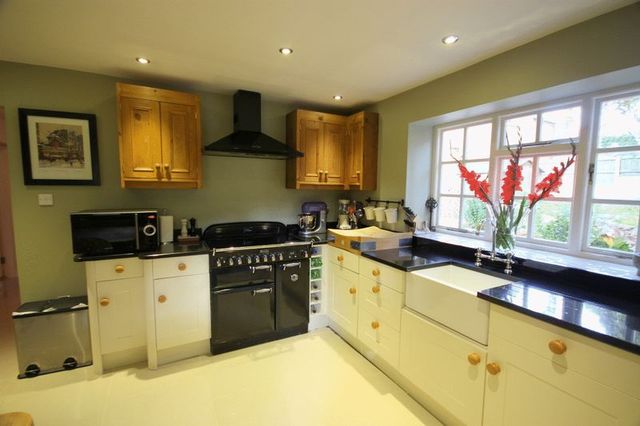  Image of 4 bedroom Detached house for sale in Great Bridgeford Great Bridgeford Stafford ST18 at Whitgreave Lane Great Bridgeford Stafford, ST18 9SH