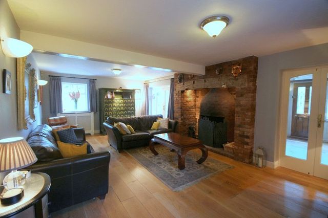  Image of 4 bedroom Detached house for sale in Great Bridgeford Great Bridgeford Stafford ST18 at Whitgreave Lane Great Bridgeford Stafford, ST18 9SH