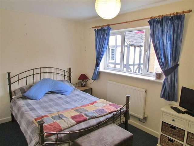  Image of 4 bedroom Detached house to rent in Churchward Close Grove Wantage OX12 at Grove  Wantage, OX12 0QZ
