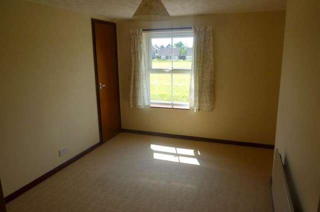  Image of 2 bedroom Cottage to rent in Seven Cottages Lane Rushmere St. Andrew Ipswich IP5 at Rushmere St Andrew  Ipswich, IP5 1DY