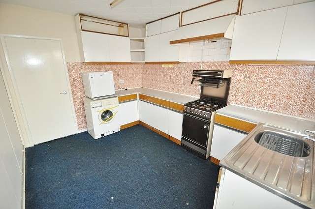  Image of 2 bedroom Bungalow for sale in Corwen Close Moreton Wirral CH46 at Moreton, CH46 0QU