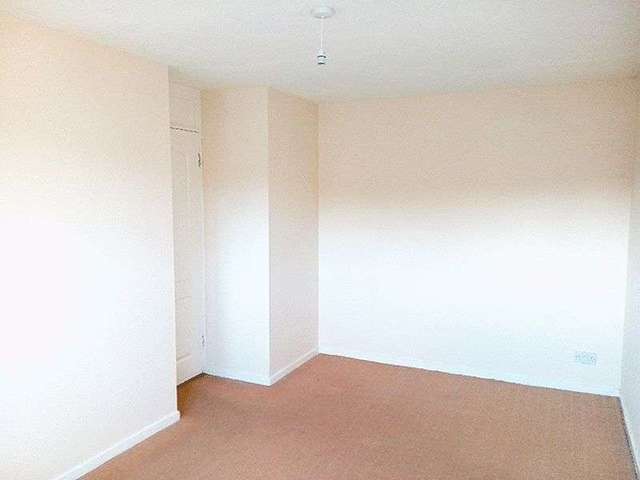  Image of 3 bedroom Terraced house to rent in Wantage Telford TF7 at Wantage  Telford, TF7 5PA