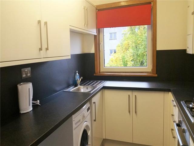  Image of 2 bedroom Flat to rent in Forrester Park Drive Edinburgh EH12 at Corstorphine Edinburgh Edinburgh, EH12 9AY