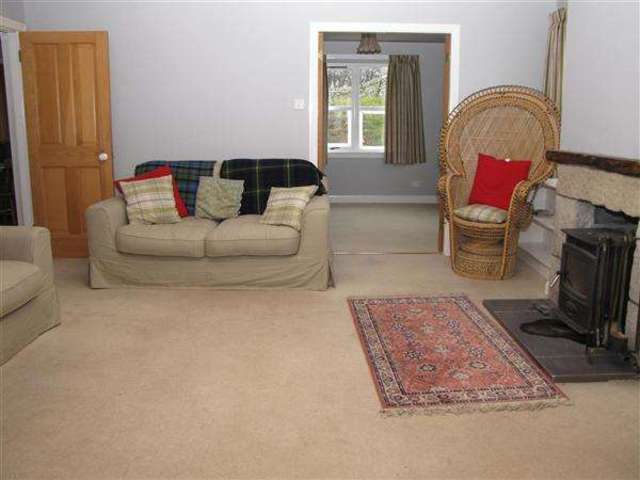  Image of 3 bedroom Bungalow to rent in Ettrickhaugh Cottages Selkirk TD7 at Selkirk, TD7 4NP