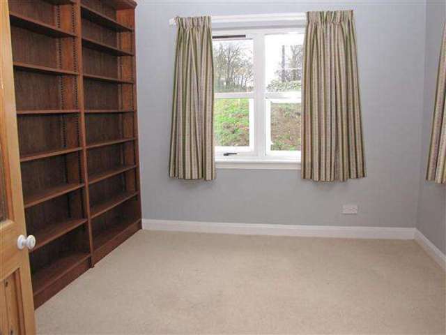  Image of 3 bedroom Bungalow to rent in Ettrickhaugh Cottages Selkirk TD7 at Selkirk, TD7 4NP