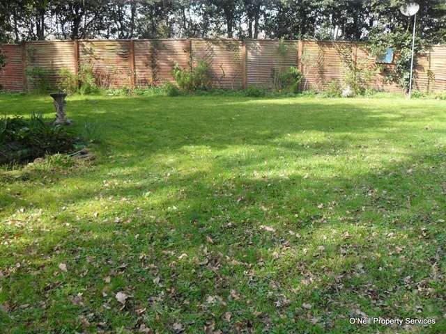  Image of 3 bedroom Cottage to rent in Fulmer Lane Gerrards Cross SL9 at Fulmer Lane  Gerrards Cross, SL9 7BL